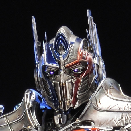 Museum Masterline Transformers: The Last Knight (Film) Optimus Prime